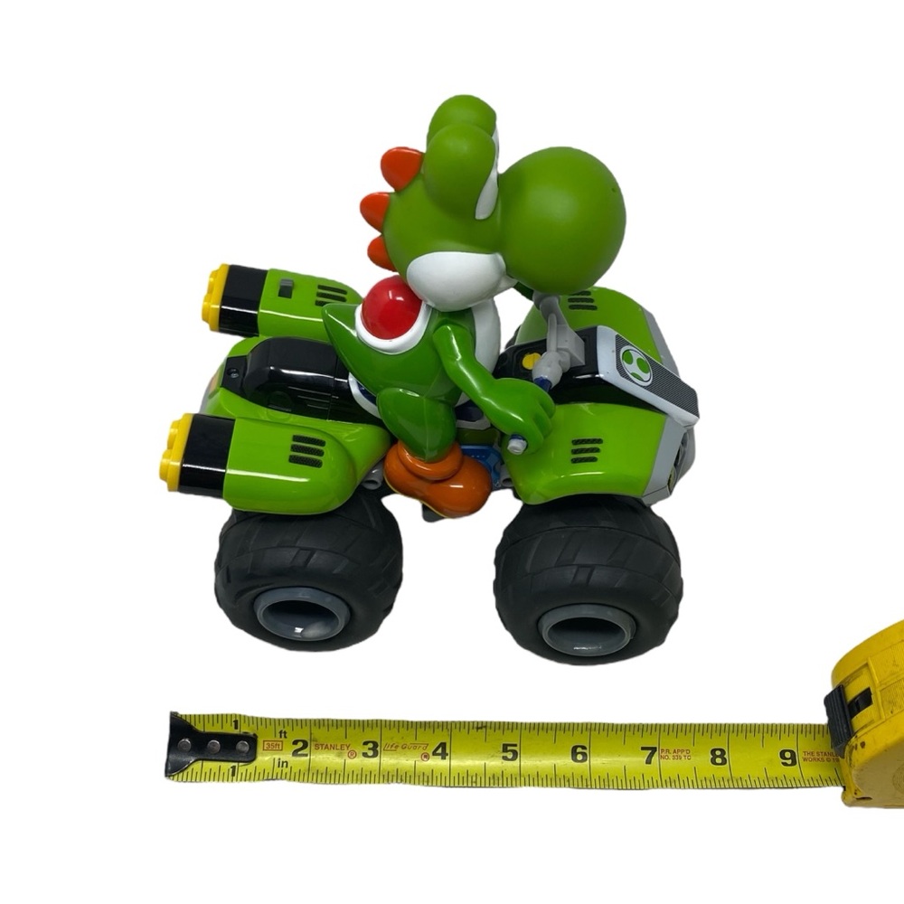 Carrera RC Nintendo Mario Kart Yoshi 1:20 Scale 2.4 GHz NO REMOTE Quad Only - Picture 7 of 8